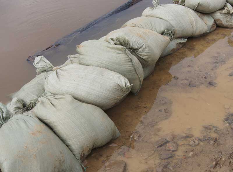 sandbags-holding-back-flood-waters